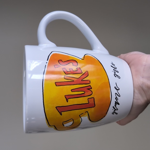 Gilmore Girls Gift Bundle - Cozy Blanket, XL Mug, 6 Pack Scalloped Socks 🧦 - Picture 6 of 13